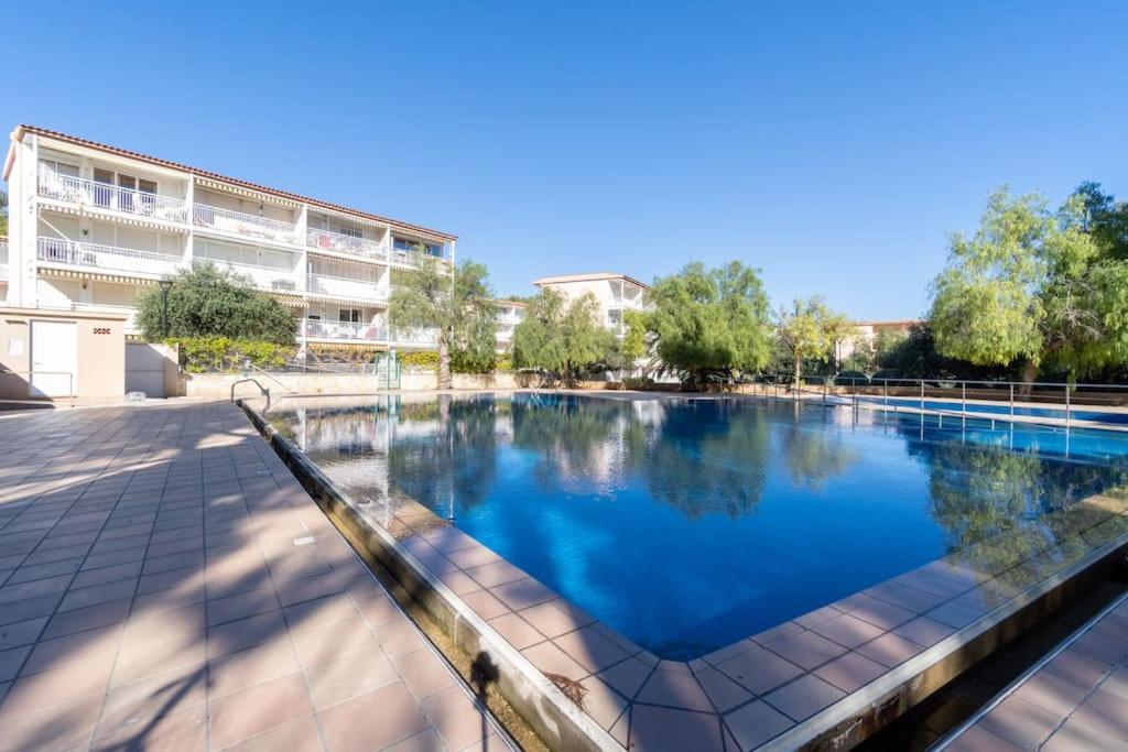 Privilegiado-Tarragona-50Mplaya-Wifi-Pool-Relax8 Zewnętrze zdjęcie